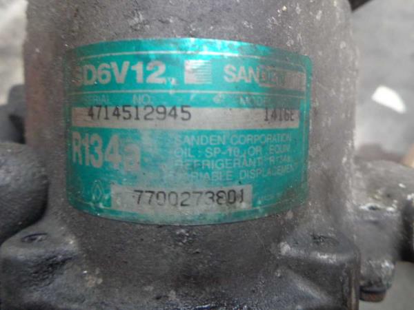 COMPRESSEUR DE CLIMATISATION RENAULT - Vue 4